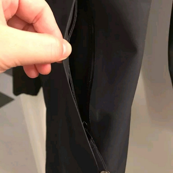 Arcteryx Gore Tex Codetta Coat M - Picture 5 of 10